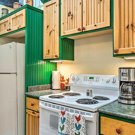 Couples Haven In Frankfort By Lake, Trails And Dtwn Екстериор снимка